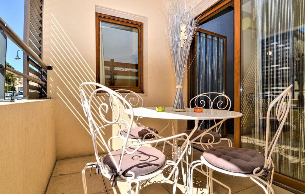 Appartement 3 Min A Pied Du Centre D'Uzes Parking Piscine Dış mekan fotoğraf